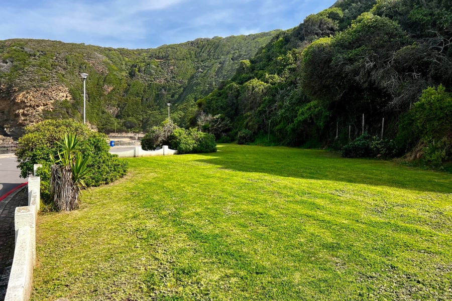  Bedroom Property for Sale in Herolds Bay Western Cape